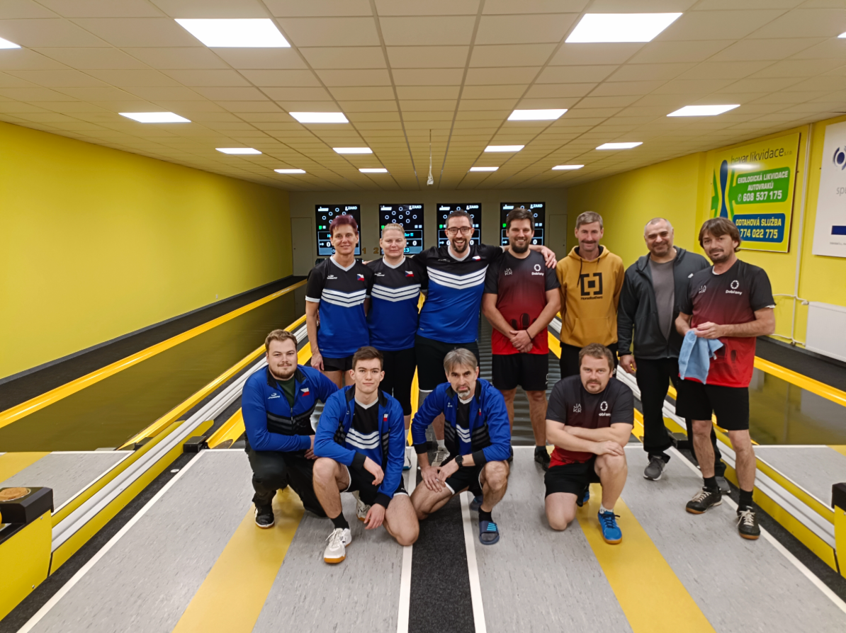 Domácí porážka s posledním týmem tabulky