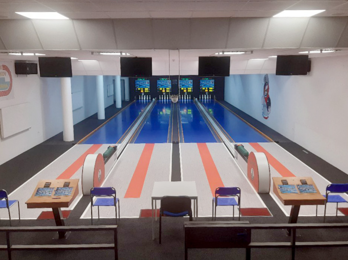 Tristní představení na drahách lídra